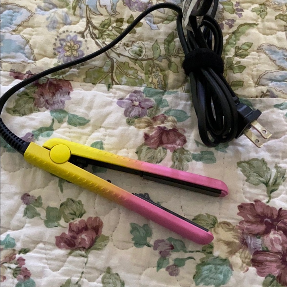 Amika Mini Tool